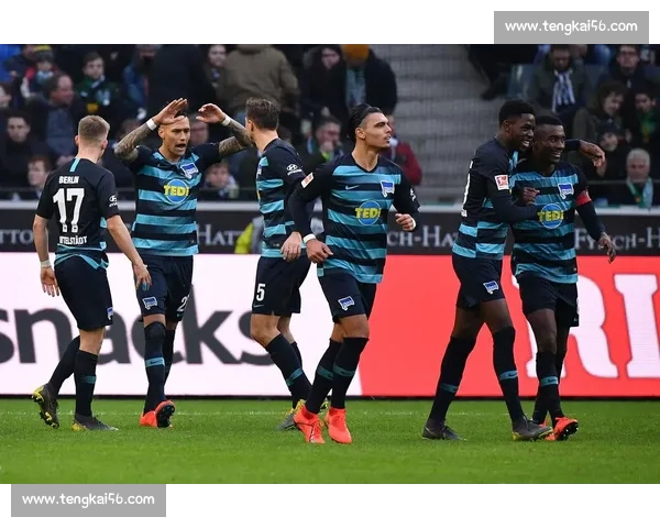 柏林赫塔迎战拜仁慕尼黑德甲焦点之夜胜负悬念引爆全场期待对决时刻